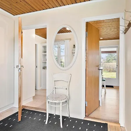 2 Bedroom Pet Friendly In Sydals Skovby (Syddanmark)